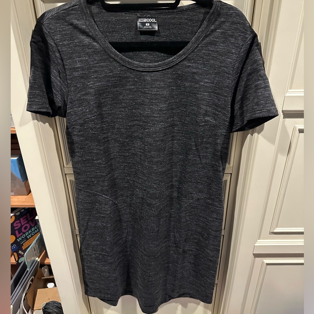 32 Degree Cool Gray Short Sleeve Dress Small